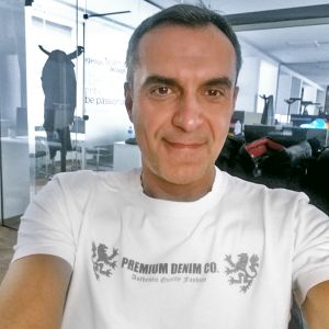 Avatar logo | Milan Markovic | Belgrade Serbie | photographe visite virtuelle 360