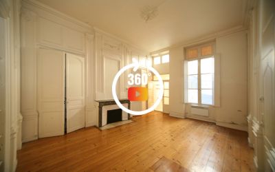 T1 40 M2 à louer au pied de la Place du Parlement