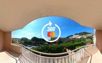 Appartement d'angle 2 pièces d'environ 50m2, aperçu mer et piscine à Saint Laurent du Var