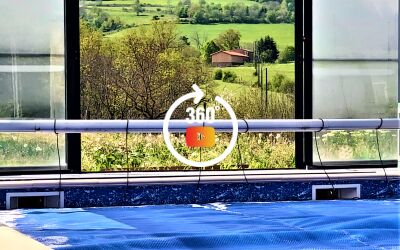 Maison avec piscine et vue 63160